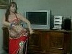 Sexy Arab Dances For Put emphasize Webcam